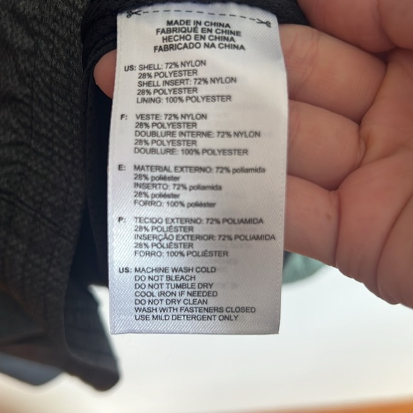 Adidas Men's Green and Black Windbreaker - Picture 4 of 4